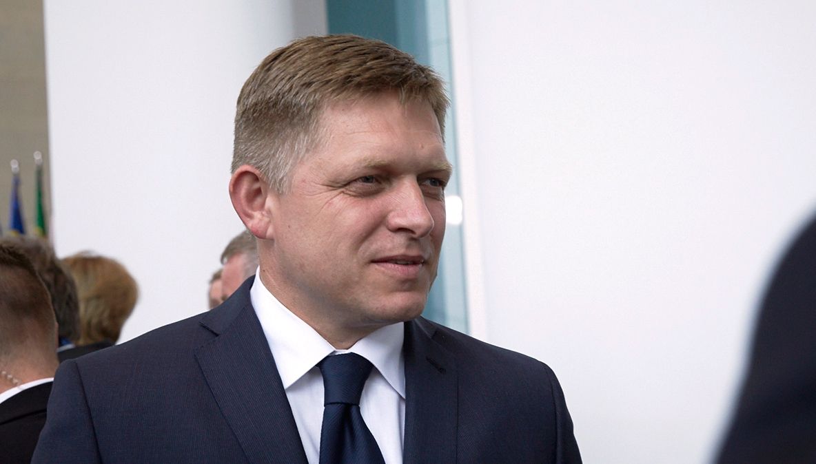 E oficial. Guvernul slovac a căzut după asasinarea jurnalistului Jan Kuciak. Ce urmează