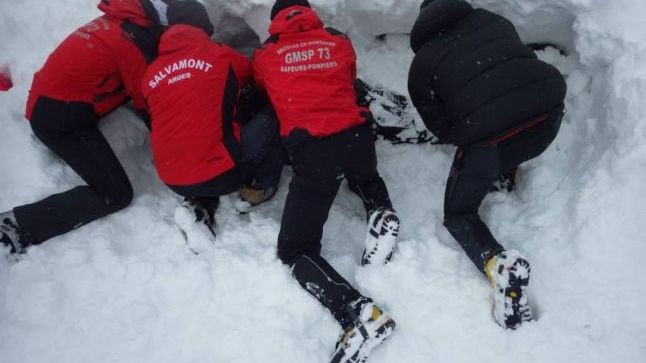 Mai mulţi turişti au fost surprinşi de viscol, sâmbătă, în Bucegi. Salvamontiştii au intervenit