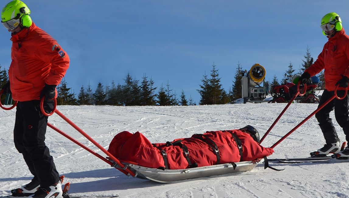 Turiştii care nu vor respecta avertizările salvamontiştilor vor plăti pentru... salvarea lor