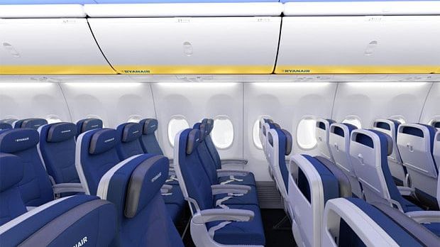 De ce scaunele din avioane sunt albastre. Care este motivul la care nu te-ai fi gândit 