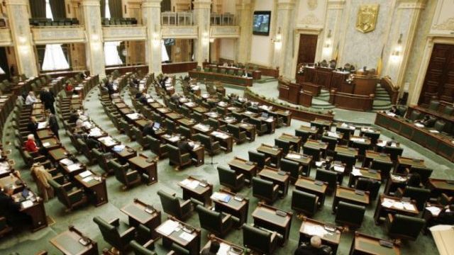 Legea pentru desfiinţarea Academiei de Ştiinţe ale Securităţii Naţionale, adoptată de Senat