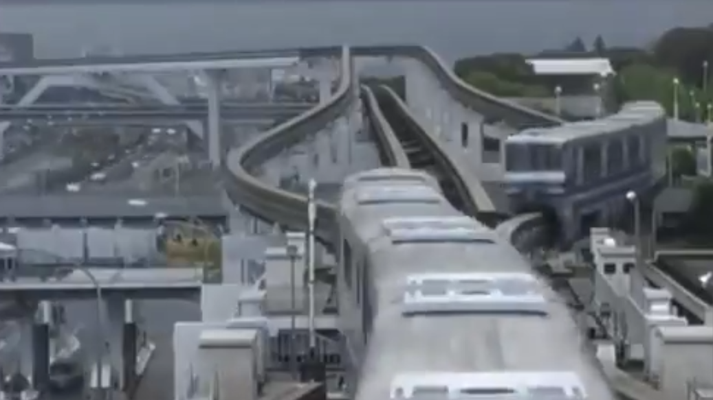 Când vedem și în România așa ceva?! Cum circulă trenurile suspendate în Japonia!