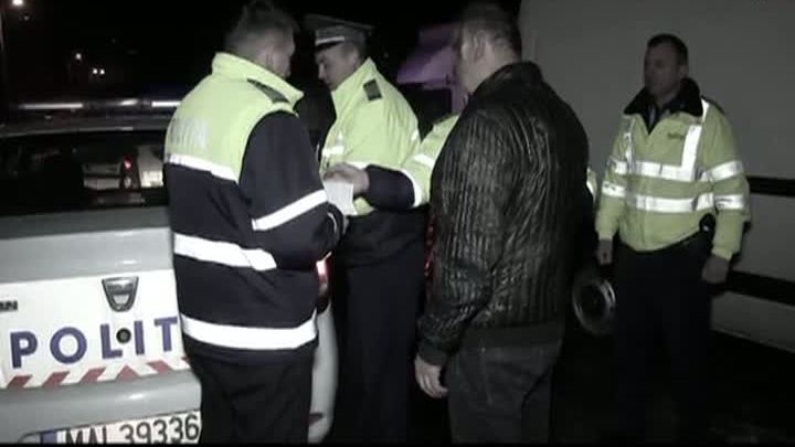Intervenţie ca în filme pe o şosea din Cluj: Şofer, urmărit zeci de kilometri de poliţişti