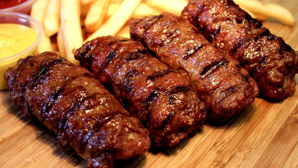 Câţi mici mănâncă românii de 1 MAI