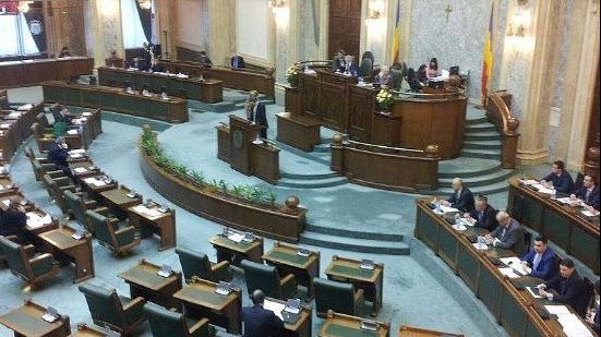 Cât câștigă aleșii din Senat. Lista tuturor salariilor 