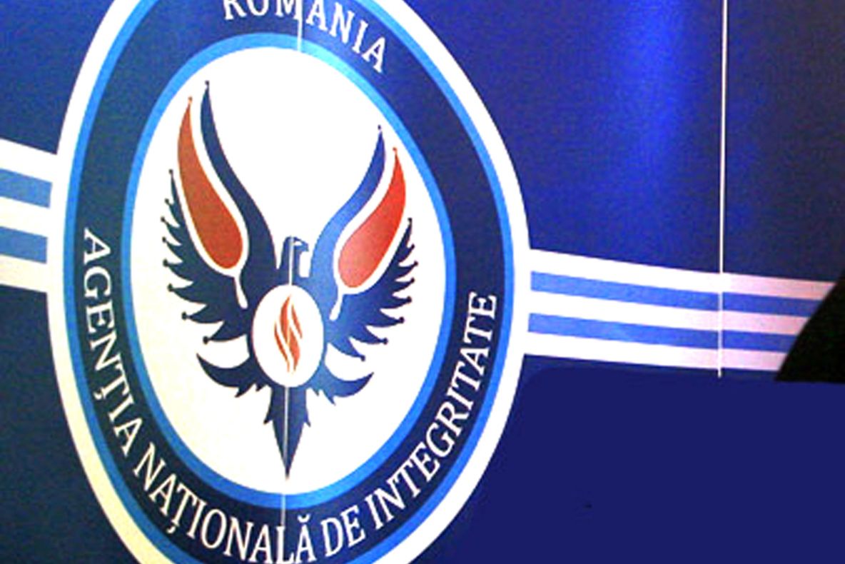 Sancţiuni infime pentru aleşii locali incompatibili: 10% din indemnizaţie, pe o perioadă de 6 luni