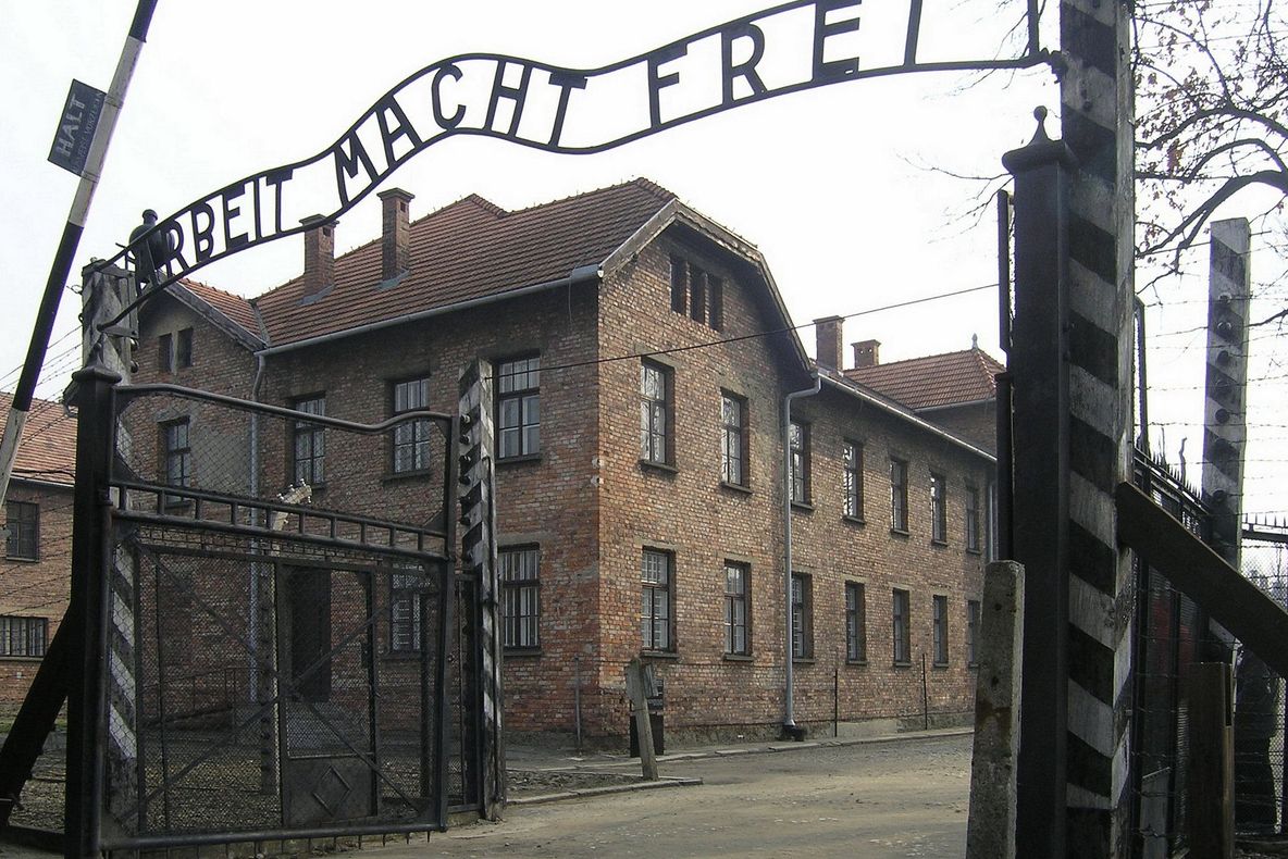 Un fost gardian de la Auschwitz, pus sub acuzare în Germania