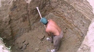 Descoperirea care ar putea rescrie istoria: unelte vechi de 90.000 de ani, găsite în Europa