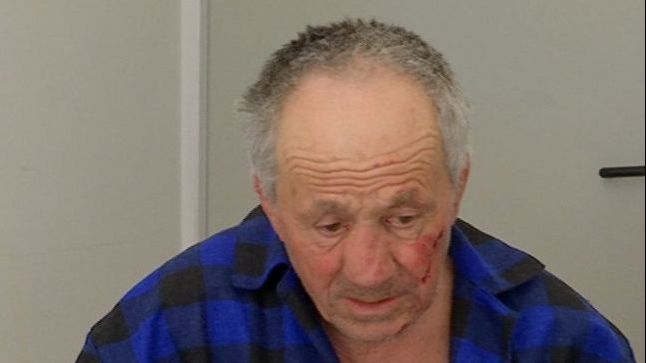 Bătrânul bătut în Brașov. Românii au strâns 85 000 de lei pentru el: ”A plâns de 4 ori într-un ceas”