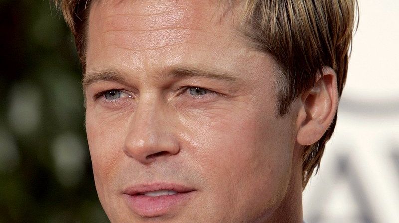 Brad Pitt, noua lui iubită este o bombă sexy! Cum arată femeia care i-a luat locul Angelinei Jolie