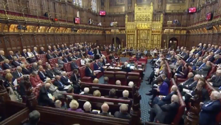 Brexit cu probleme! Camera Lorzilor, vot devastator contra Theresei May