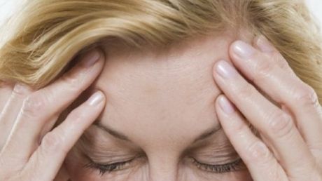 Şi-a pus două felii de cartofi pe tâmple şi a aşteptat 30 de minute. Efectul este uimitor