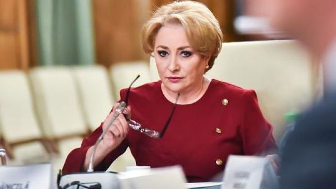 Dăncilă, primul premier consiliat de inculpați