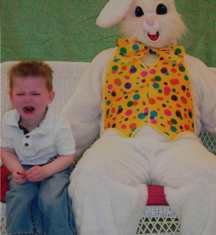 Cele mai penibile fotografii de Paşte! Un adevărat coşmar