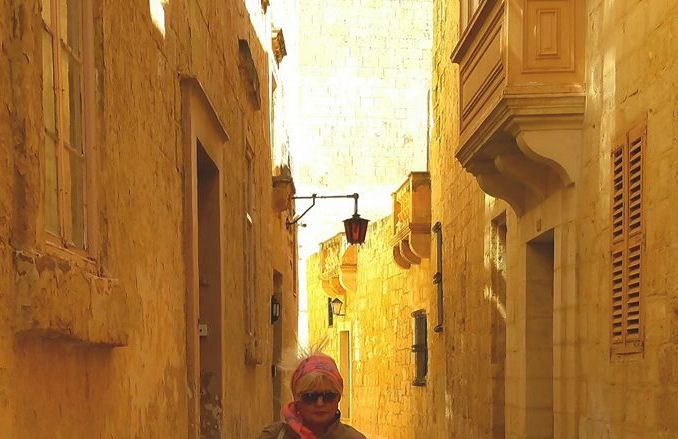 Graţiela Drăghici, în rol de divă italiană. Fotografia cu care şi-a dat gata admiratorii