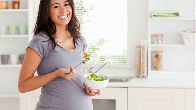 Gravidele vor primi 2.000 de lei de la Primăria Capitalei. Află care sunt condițiile!