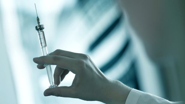 "Bandajul injectabil" creat din alge ar putea opri sângerările interne în câteva minute