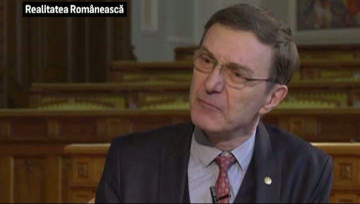 Cozmin Guşă: Ioan Aurel Pop e un prieten, un erudit şi un român de excepţie