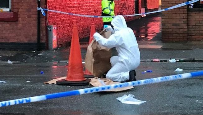 Violenţe la meciul de vis Liverpool-Roma din Liga Campionilor. Suporter englez, în stare critică