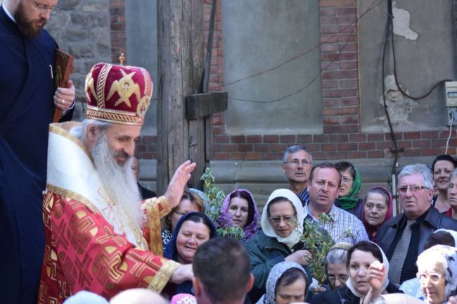 Mitopolitul Teofan a început campania pentru "familia tradiţională" 