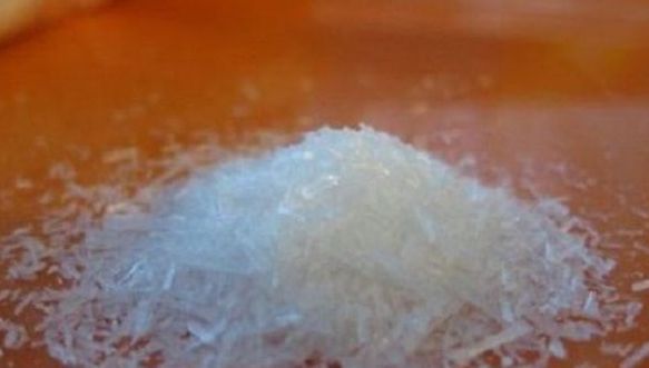 Aceasta este otrava pe care o consumi zilnic! E mai periculoasă decât zahărul şi sarea 