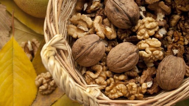 Efectul nebănuit al nucilor asupra inimii. Acum că ştii, le mai consumi?