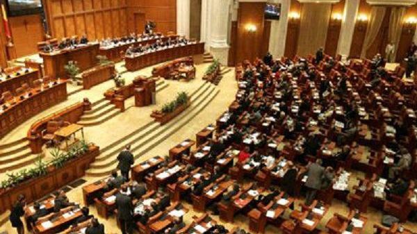 Parlamentul a aprobat înființarea Comisiei de anchetă pentru Legile Siguranței Naționale