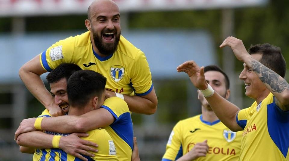 Un fleac. I-au ciuruit! Petrolul s-a distrat cu Alexandria și a promovat în Liga a 2-a