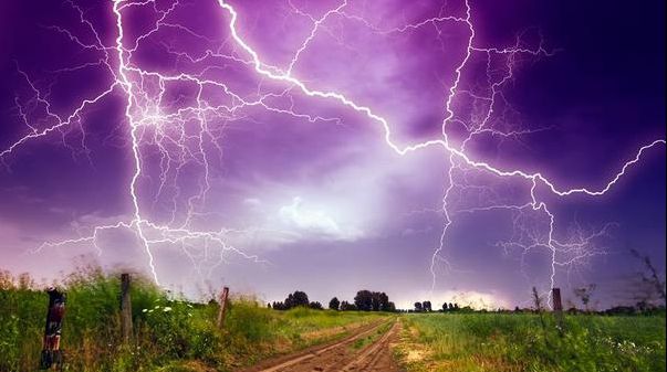 China vrea să creeze ploaie artificială