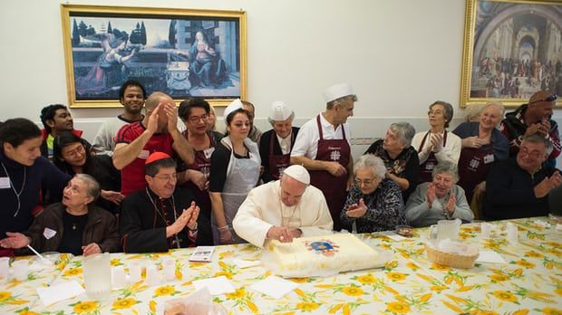 Papa Francisc "face cinste" de ziua lui! Îl cheamă George