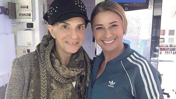 Lacrimi pentru Ionela Prodan, care a murit la 70 de ani! Anamaria Prodan şi-a luat ADIO de la mamă