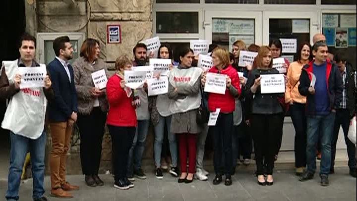 Sindicaliștii din probațiune, din nou în stradă