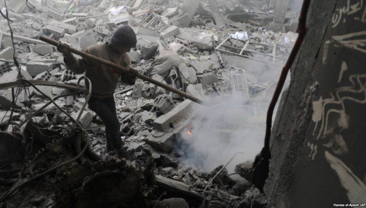 Rusia acuză Marea Britanie că a înscenat atacul chimic din Siria. „Este o minciună neruşinată"