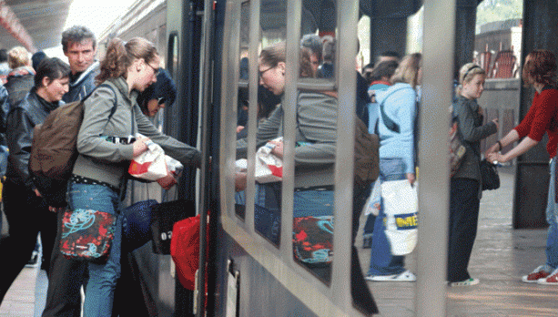 Veste mare pentru studenţi, a picat la ţanc înainte de vacanţa de 1 Mai