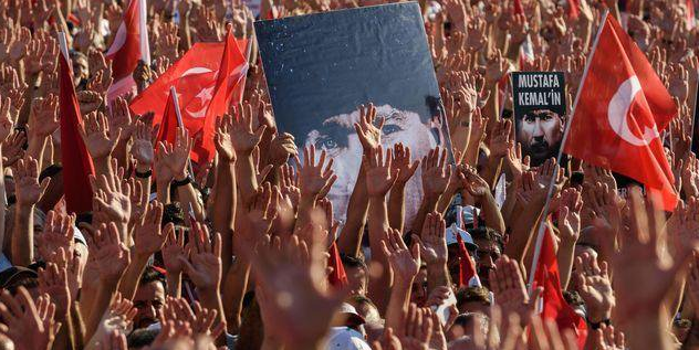 Avertisment pentru cei care pleacă în minivacanţă la Istanbul 