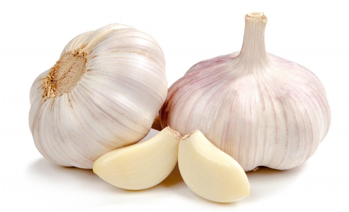 Cum trebuie să folosești corect usturoiul - poate fi medicament, dar şi otravă pentru organism