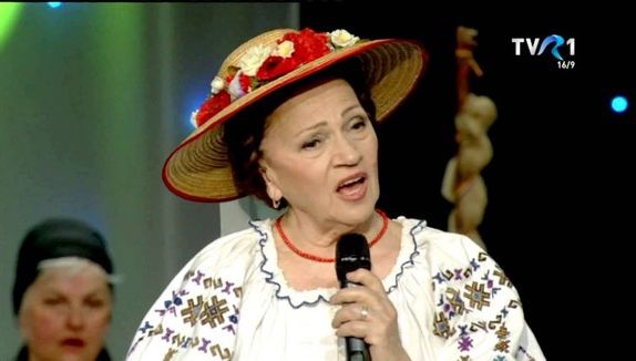 O îndrăgită cântăreaţă de muzică populară, în comă la Floreasca