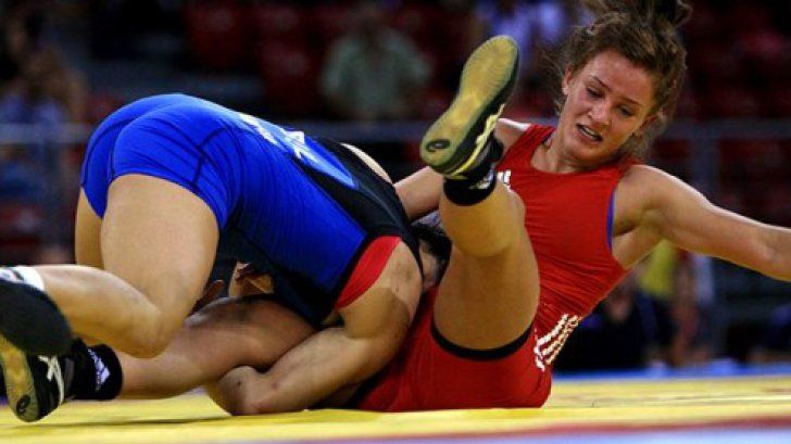 Campionatele Europene de lupte din Rusia. România, o medalie de argint, joi