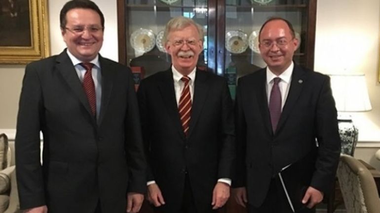 Bogdan Aurescu şi George Maior s-au întâlnit cu John Bolton, consilierul pentru securitate naţională