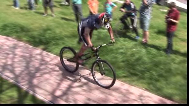 Bicicleta care "crește" odată cu utilizatorul a fost creată!