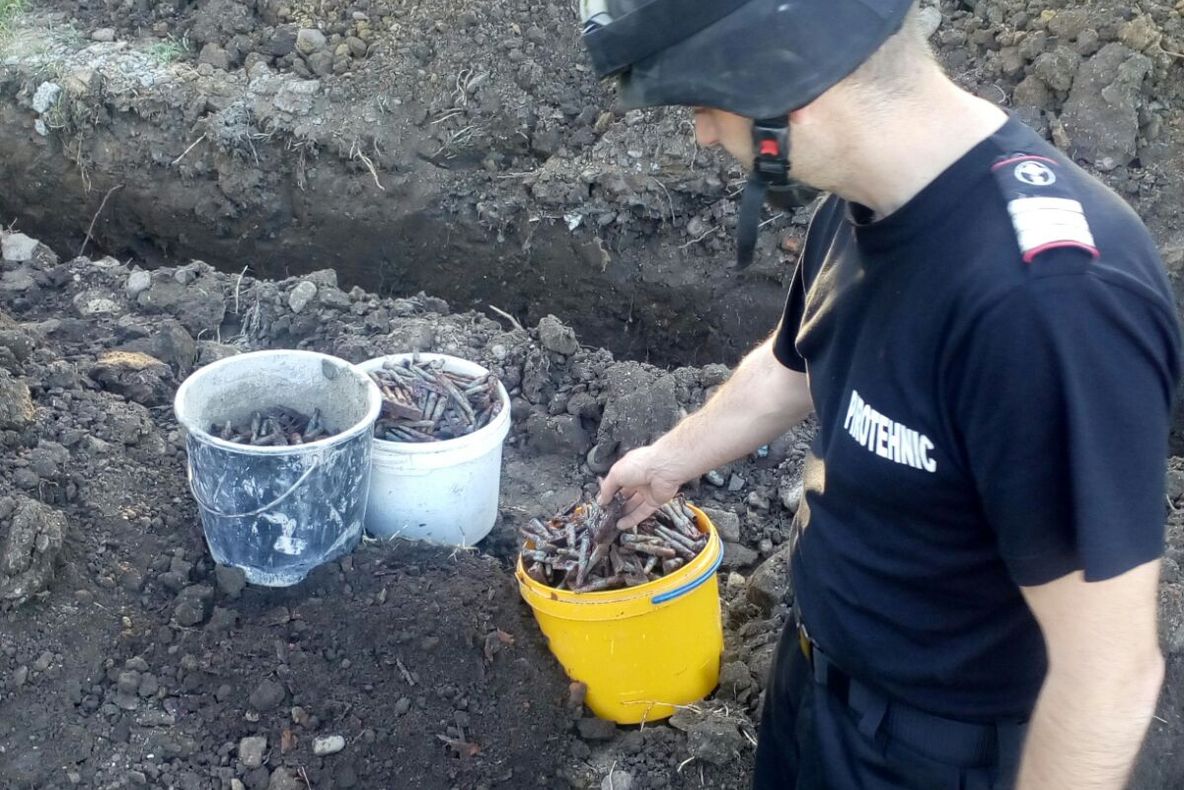 Descoperire nimicitoare în curtea unei școli din Vrancea