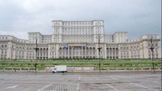 Parlamentarii, bătăuși din pasiune. Ce sporturi de contact practică aleșii noștri