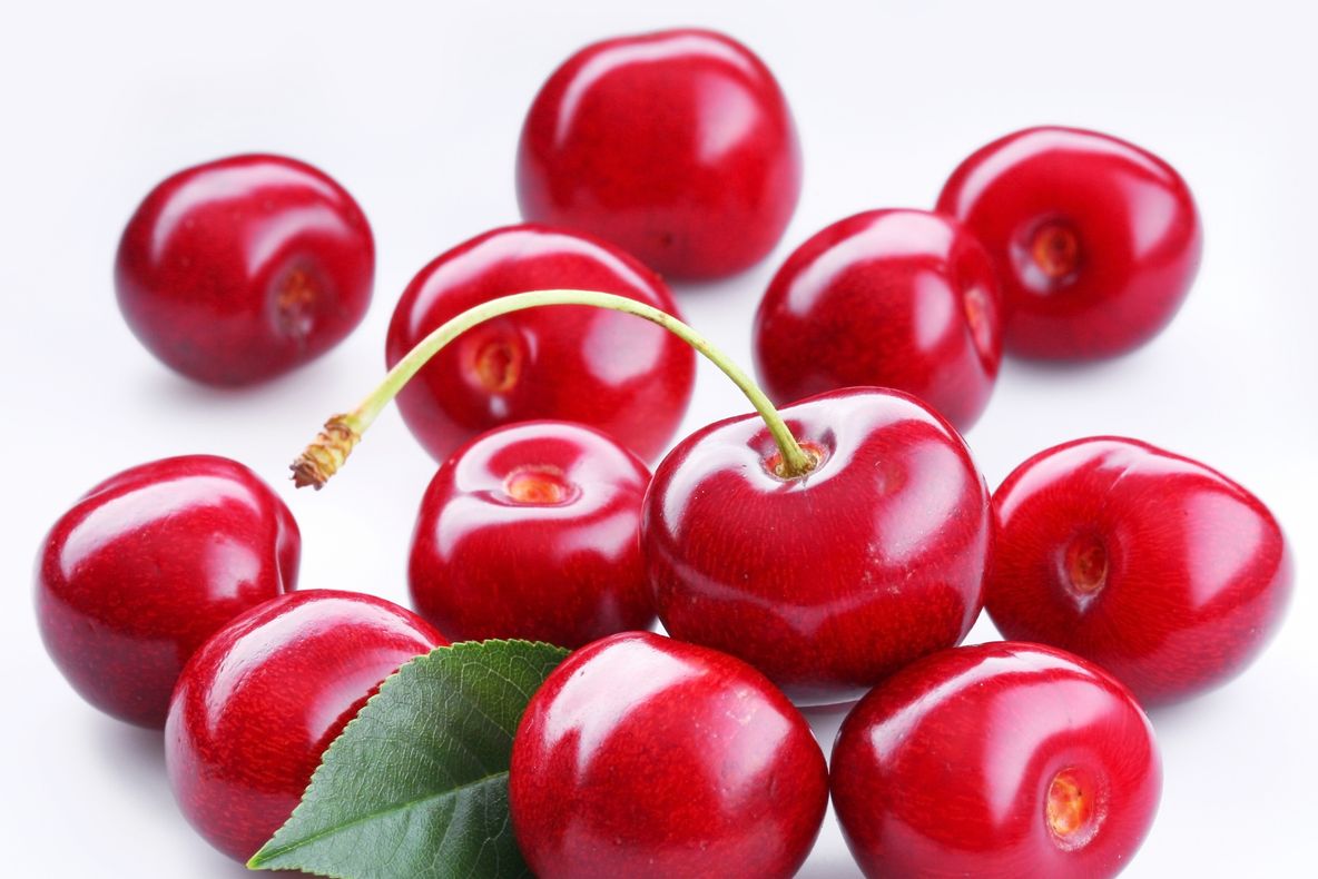 Ce afecțiuni previi dacă mănânci cireșe mai des