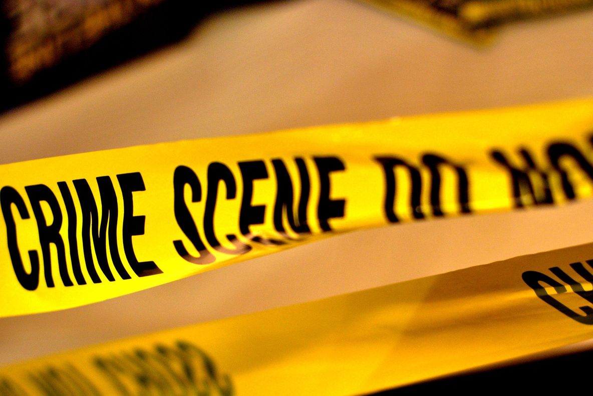 Bărbat ucis, lăsat înjunghiat în şanţ. Suspectă, fosta soţie