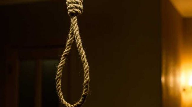 Tragedie la Arad. O tânără de 19 ani a fost găsită spânzurată