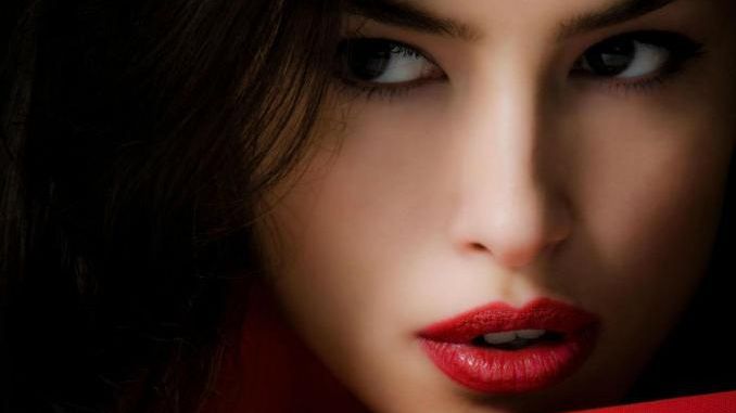 HOROSCOP. Cele mai seducătoare femei în funcţie de zodie. Bărbaţii nu au nicio şansă