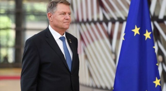 Iohannis nu se grăbește cu revocarea lui Kovesi. ”Şi această săptămână este dedicată cititului”
