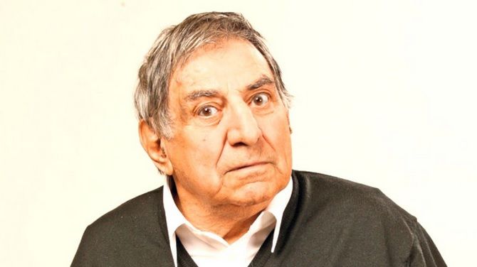 Casa marelui actor Jean Constantin, din centrul Constanței, scoasă, din nou la vânzare. Cu cât se vinde apartamentul în care și-a petrecut 30 de ani din viață