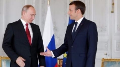 Macron cere francezilor să-și bage miliardele în Rusia:Relația noastră are viitor, e partener fiabil