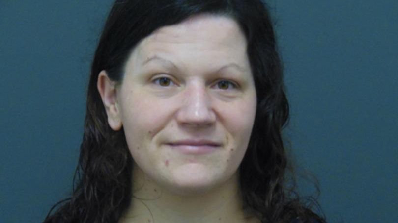 Această femeie şi-a omorât soţul şi alţi 10 bărbaţi. Pe unul dintre ei l-a pus pe grătar.Detalii şoc